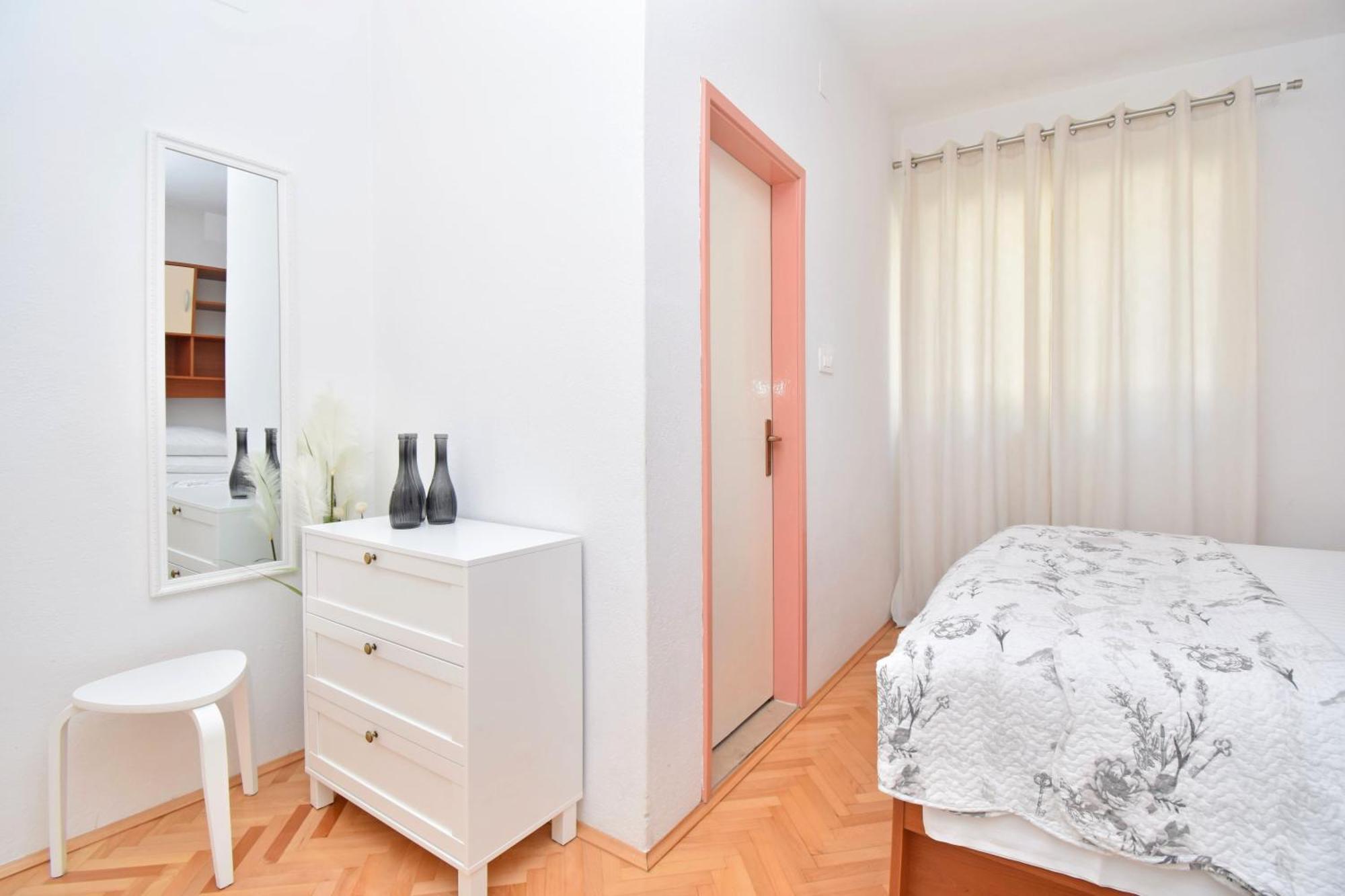 Apartment & Rooms Meri Tučepi Eksteriør bilde