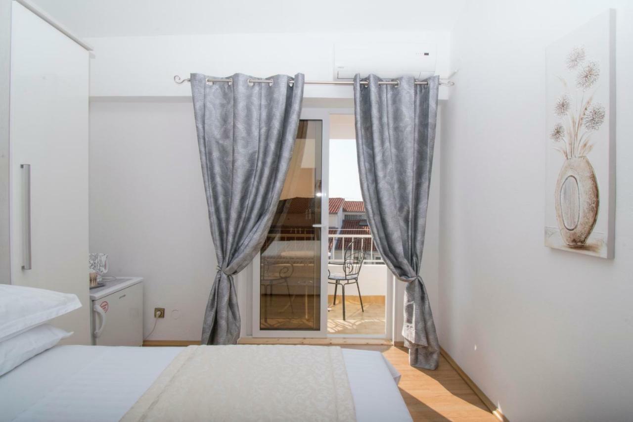 Apartment & Rooms Meri Tučepi Eksteriør bilde