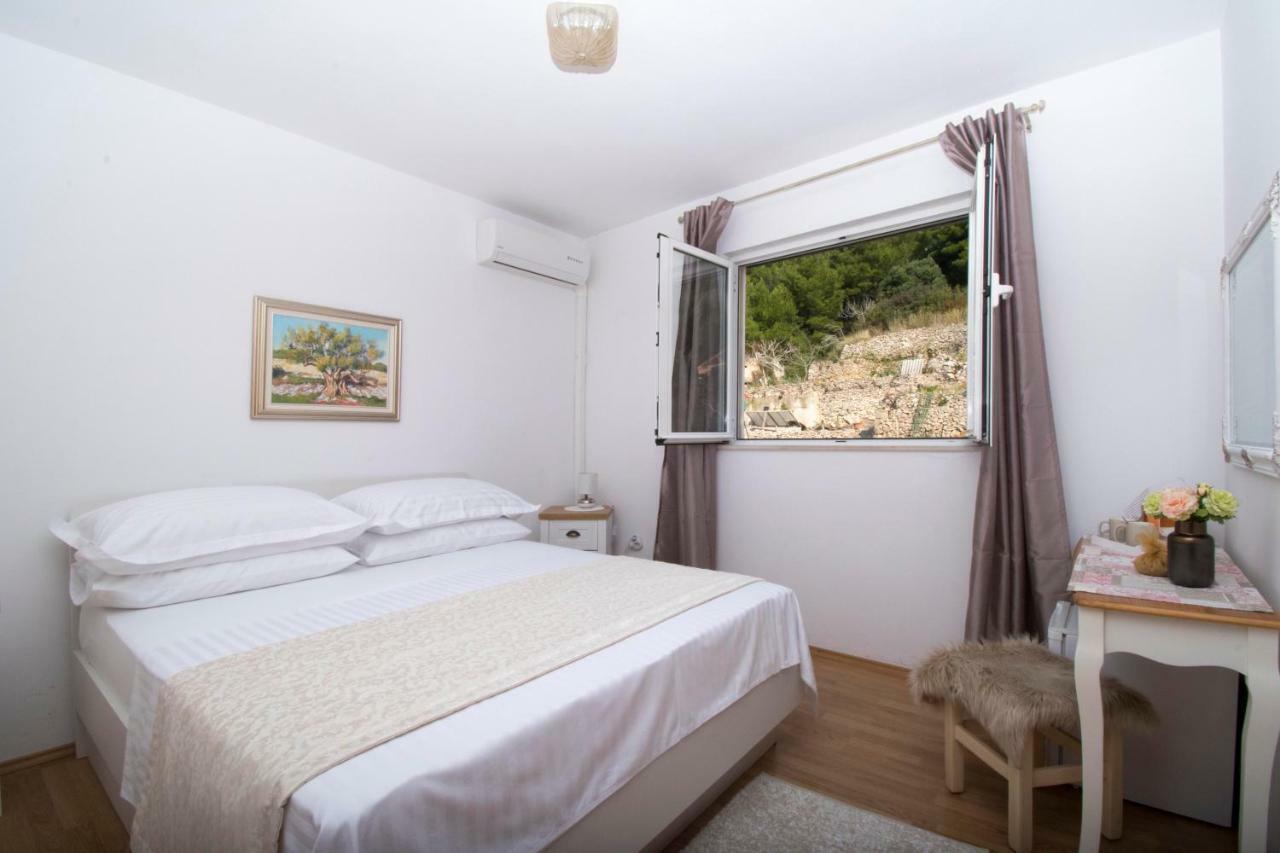 Apartment & Rooms Meri Tučepi Eksteriør bilde